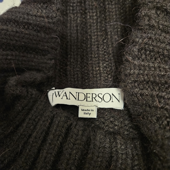 JW ANDERSON Turtle Neck Jumper with Patched Logo & Lock - Picture 5 of 8